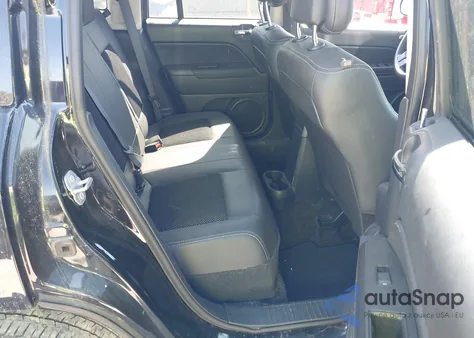 2015 Jeep Compass Sport z USA, uszkodzony, nr VIN 1C4NJDBB9FD366534